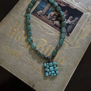 🌼🌼🌼Turquoise Stone Necklace with Mosaic Pendant